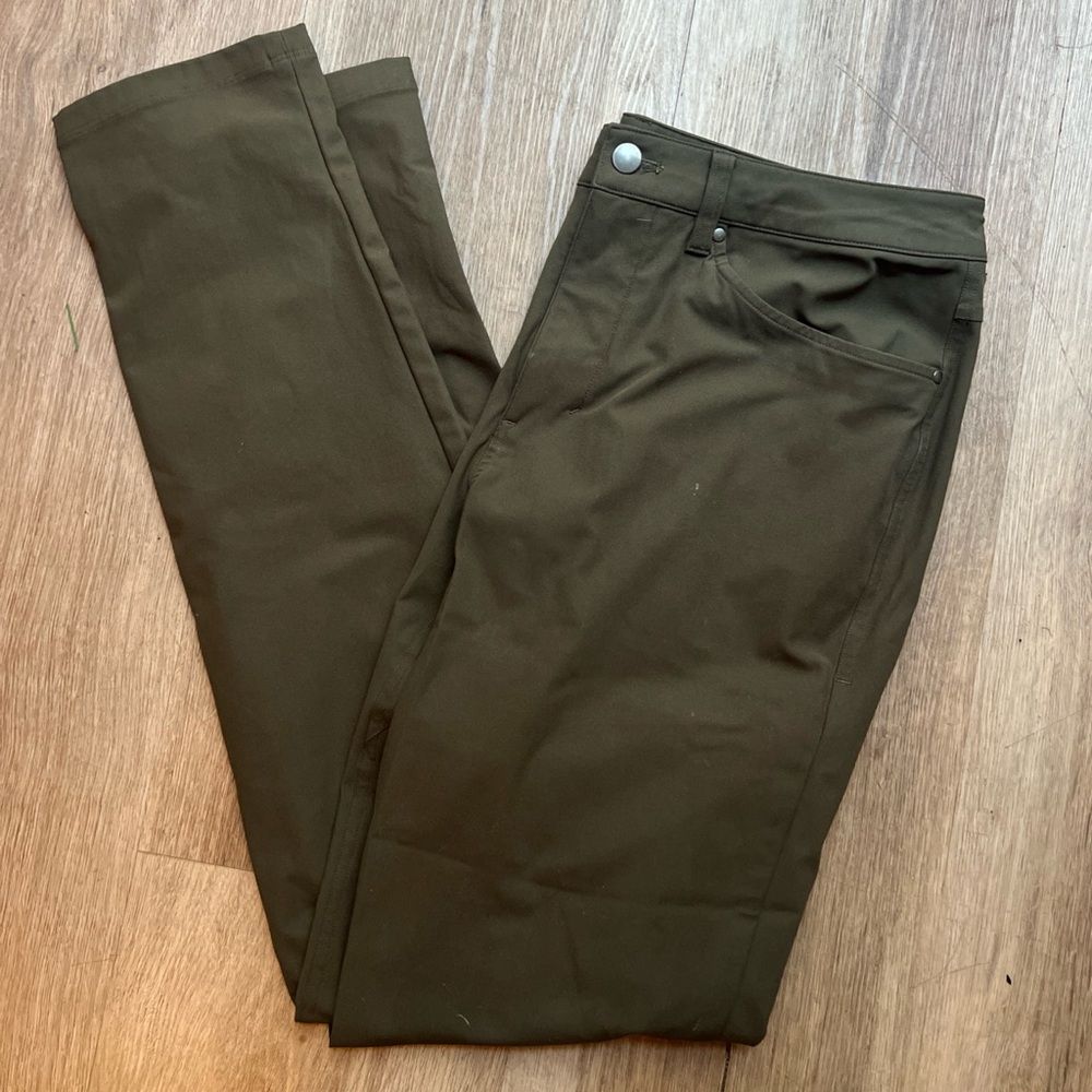 Lululemon ABC pant slim 32x37 Green